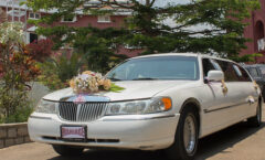Louer la Limousine Parfaite pour Votre Mariage : Conseils Incontournables